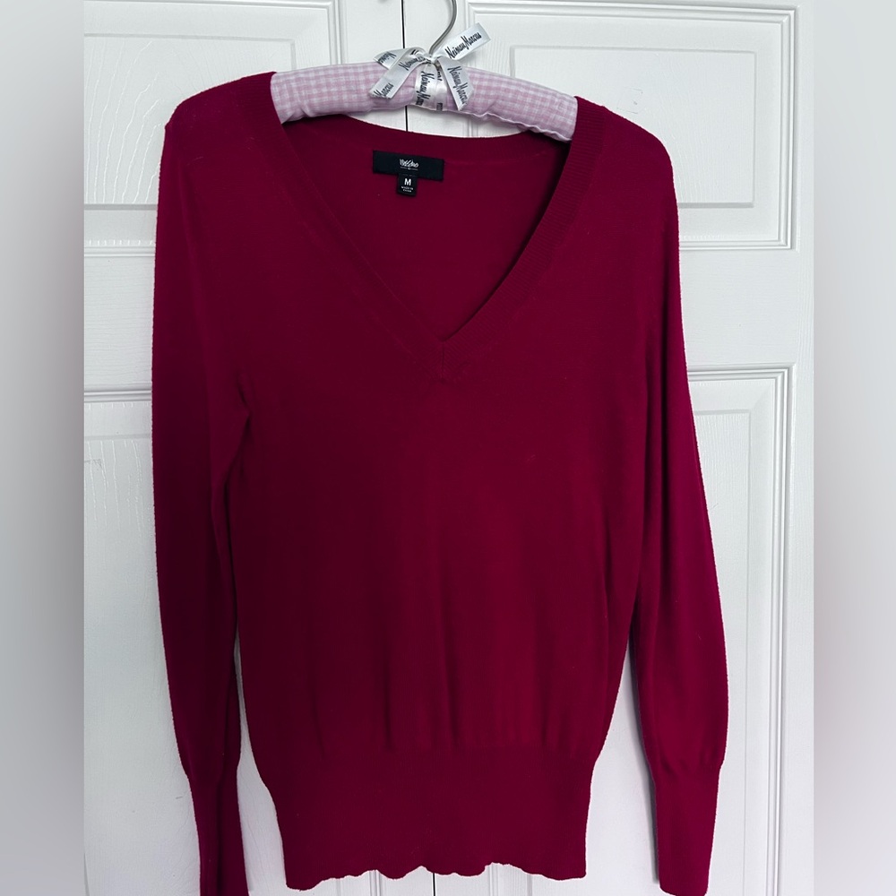 Mossimo Red Long Sleeve V-Neck Sweater-Size M